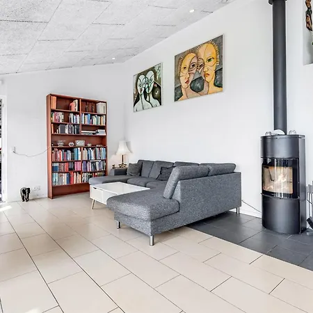 Jonce - 800m From The Sea By Interhome Feriehus Ebeltoft